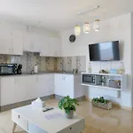 Bella Vista - New York Apartment